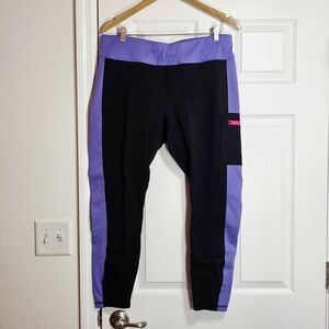 Athletic Works women's size XXL 20 leggings black & purple pull on 2 pockets